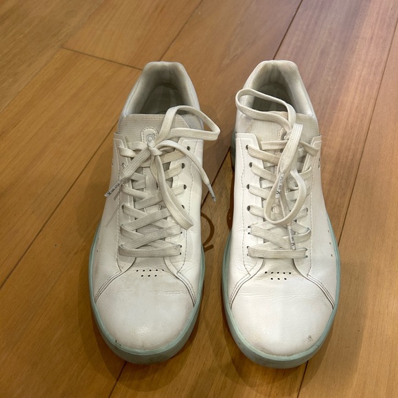 On Running - The Rodger Advantage women’s size 9 - Picture 2 of 3